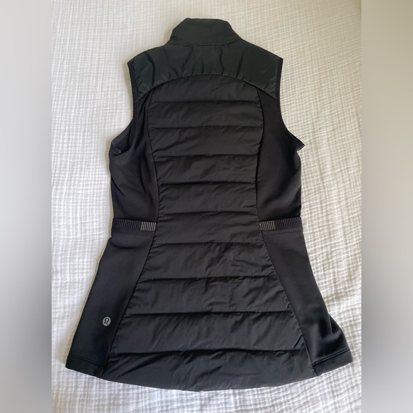 lululemon down for it all vest - Picture 3 of 4
